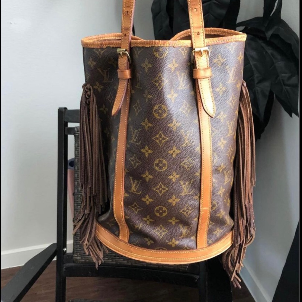 AUTHENTIC LV LARGE BUCKET TOTE
